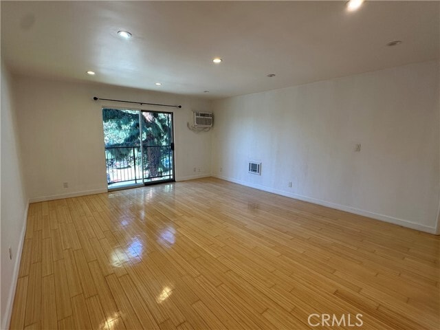 Building Photo - 1222 N Olive Dr