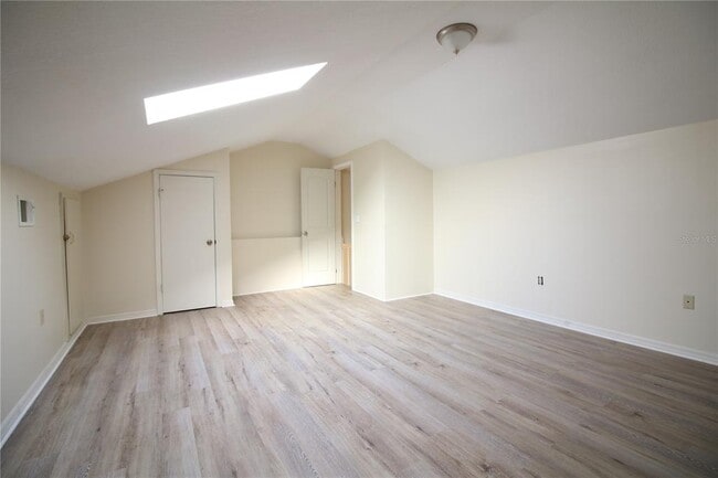 Building Photo - 1230 Dosseywood Ln