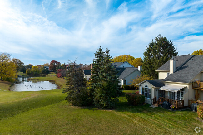 Building Photo - Country Club Village of Northville Condos