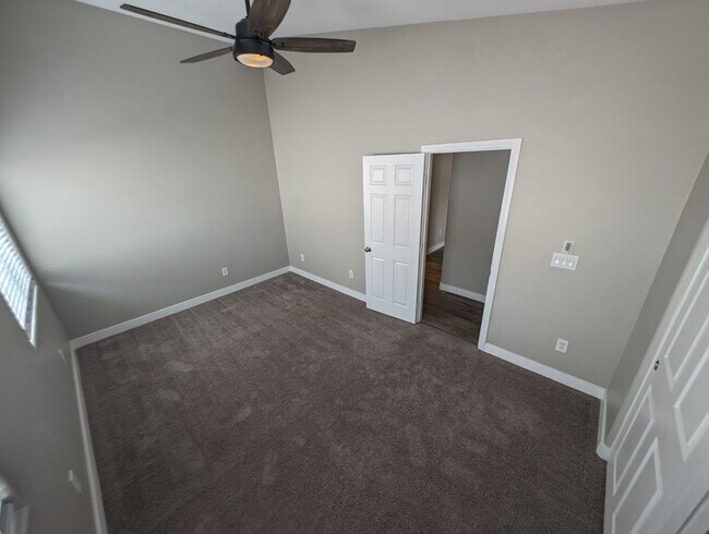 Building Photo - 8040 Villa Rosarito St