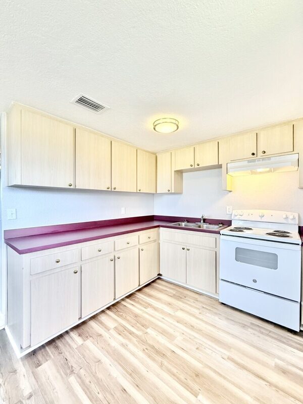 Building Photo - 235 W Northside Dr