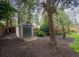 Building Photo - 6400 SW Vermont St