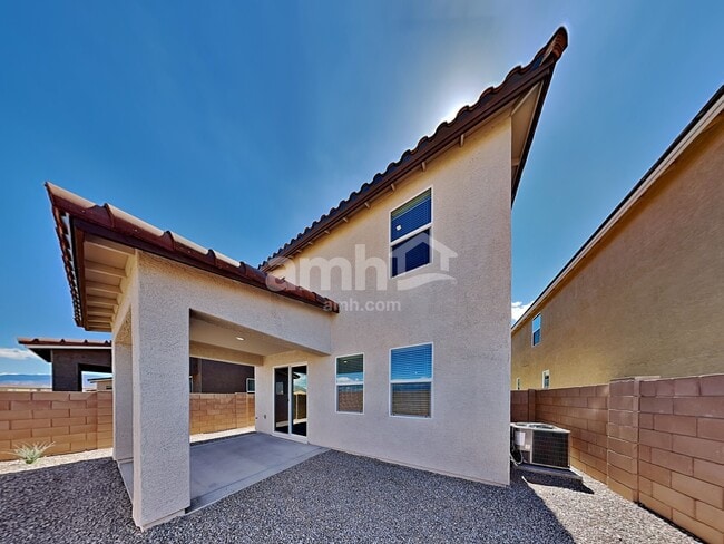 Building Photo - 9555 Harkes Dr