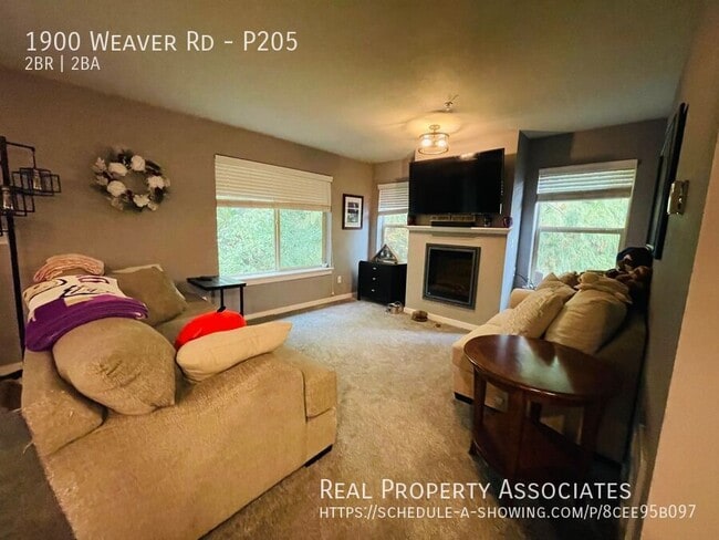 Building Photo - 1900 Weaver Rd