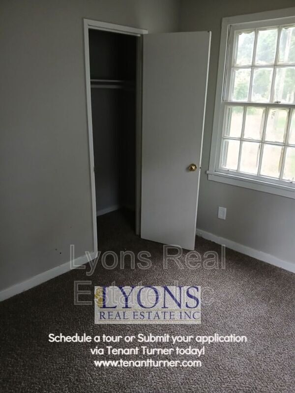 Building Photo - 1706 Clover Dr