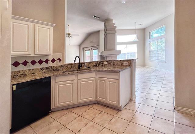 Building Photo - 2828 Bradford Oaks Dr