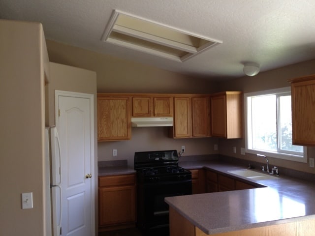 Building Photo - 263 N Sunbird Ave