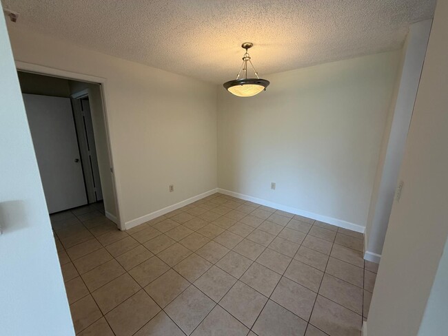 Building Photo - 1743 Village Blvd
