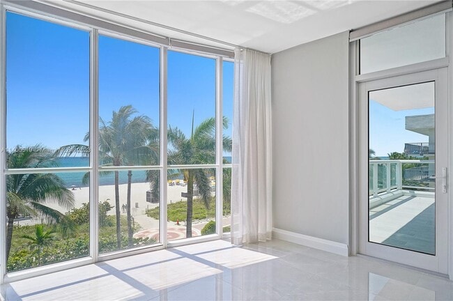 Building Photo - 4201 Collins Ave