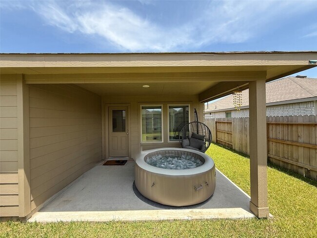 Building Photo - 18634 Gravago Ln