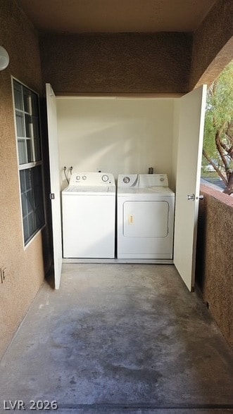 Building Photo - 231 Horizon Peak Dr