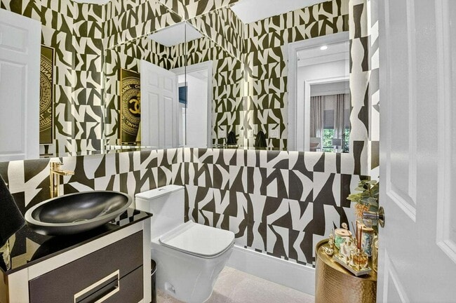 Building Photo - 16892 Strasbourg Ln