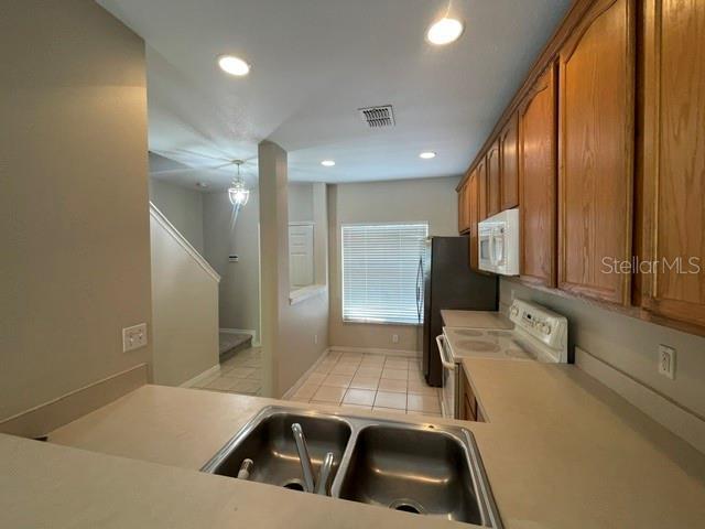 Building Photo - 10817 Savannah Wood Ct