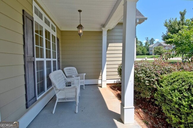 Building Photo - 170 Diana Dr