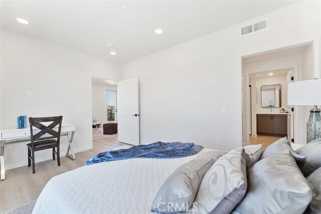 Building Photo - 4064 Live Oak Ave