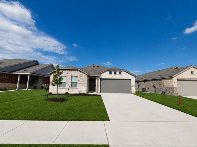 Building Photo - 15020 Reyes Rd