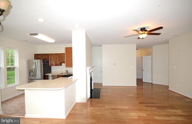 Building Photo - 3527 Piney Woods Pl