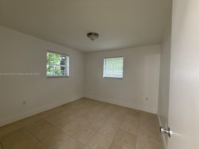 Building Photo - 1745 NW 47th Terrace