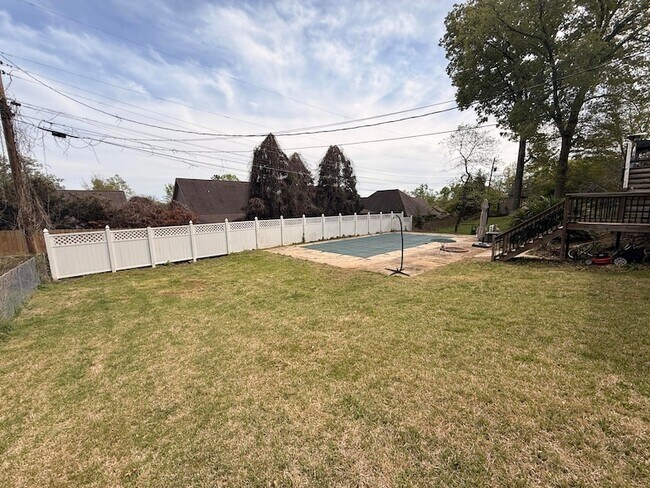 Building Photo - 1012 Elaine Trail