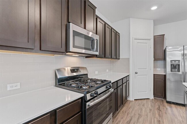 Building Photo - 1324 Chad Dr