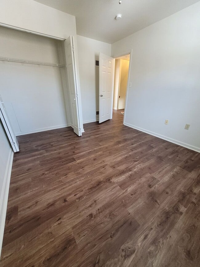 Building Photo - Ephrata Townhome 3 bed 1.5 bath