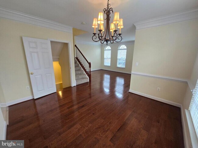 Primary Photo - 116 Douglas Dr