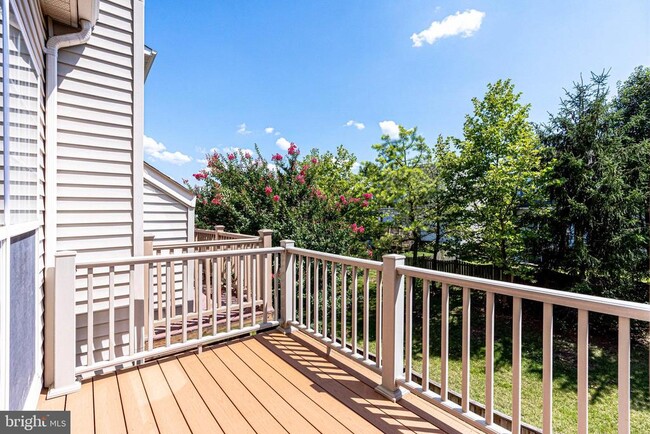 Building Photo - 14217 Hunters Run Way