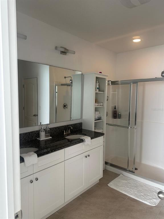 Building Photo - 1823 Bluepoint St