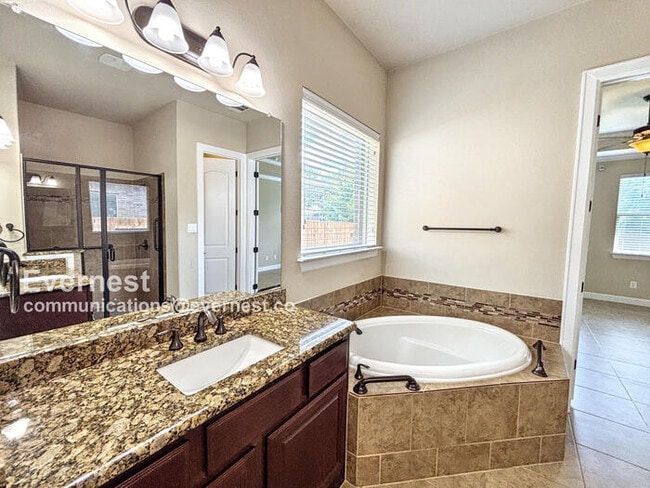 Building Photo - 204 Brantley Lake Ln