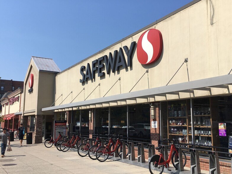 Building Photo - 2301 Champlain St NW