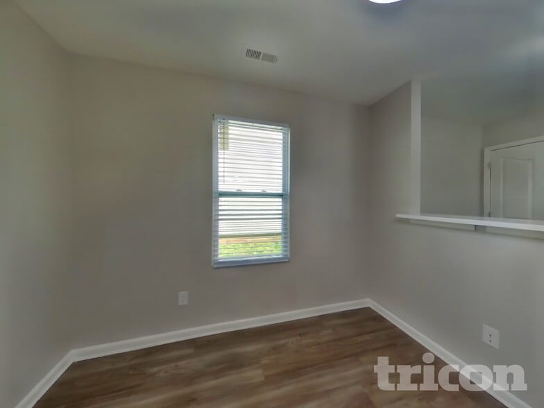 Building Photo - 4911 Magnasco Ln