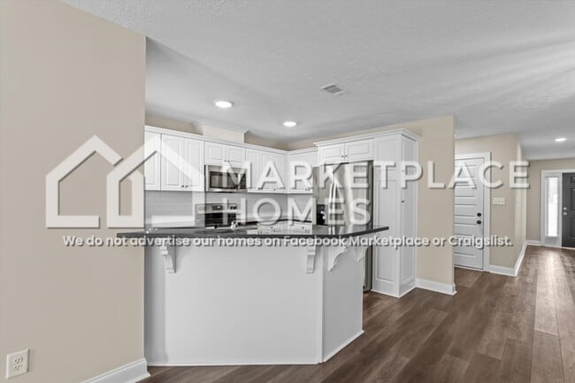 Building Photo - 128 Downsbury Rd