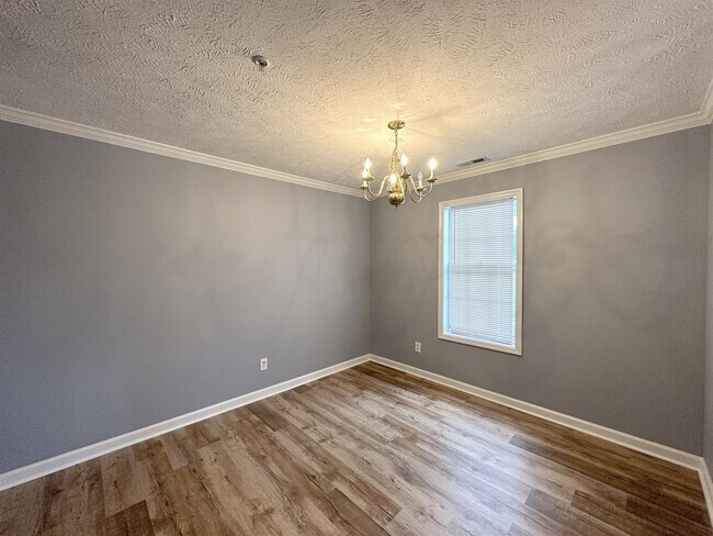 Building Photo - 410 Bubble Creek Ct