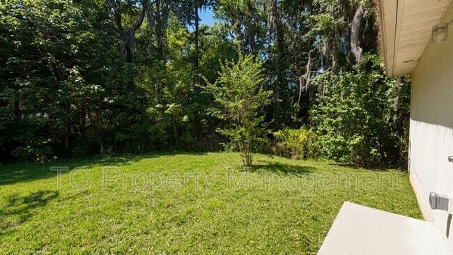 Building Photo - 1756 Lane Ave S