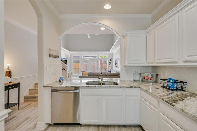 Building Photo - 12253 Chelsea Glen Pl