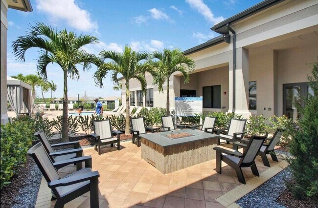 Building Photo - 11650 SW Moon River Way