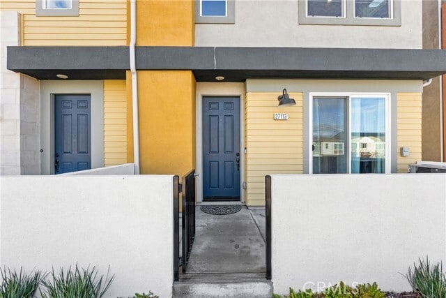 Building Photo - 27113 Vly Oak Pl