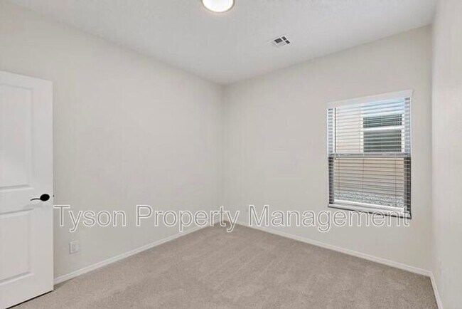 Building Photo - 6618 Sydney Drive NE