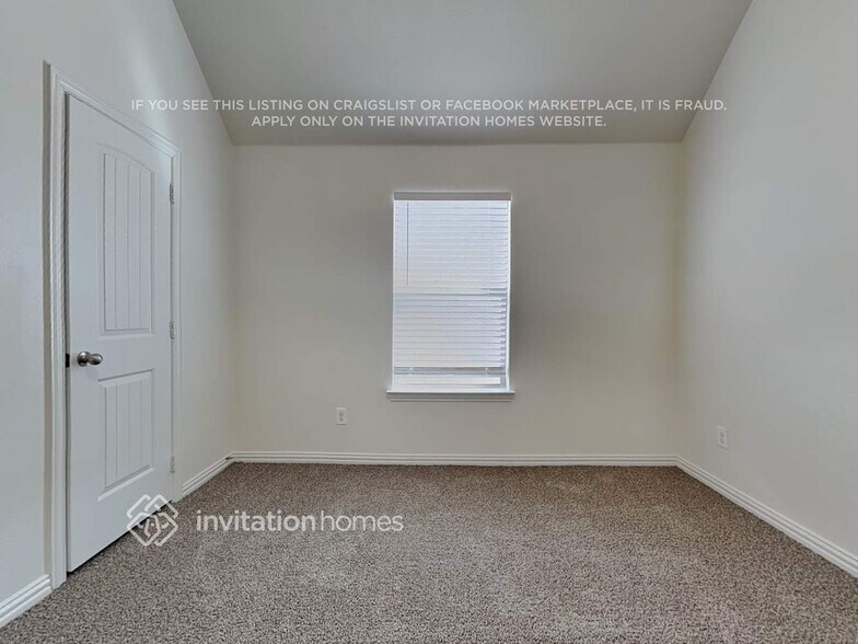 Building Photo - 1600 Quail Grove Dr