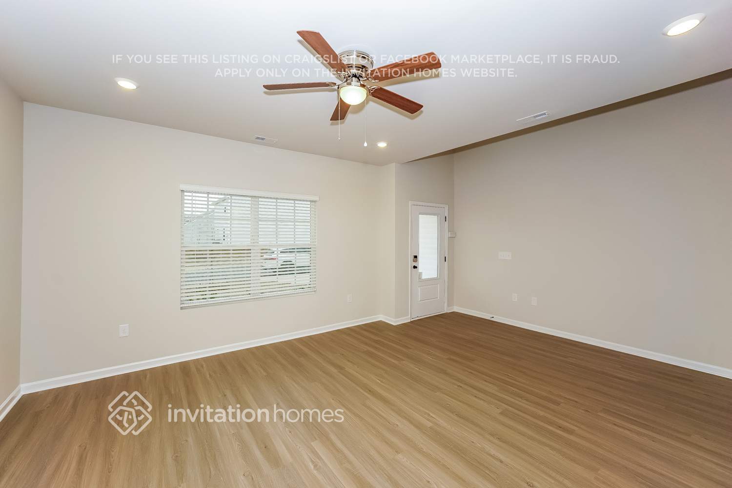 Building Photo - 3465 Bear Den Dr