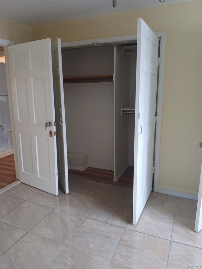 Building Photo - 145-08 Hook Creek Blvd