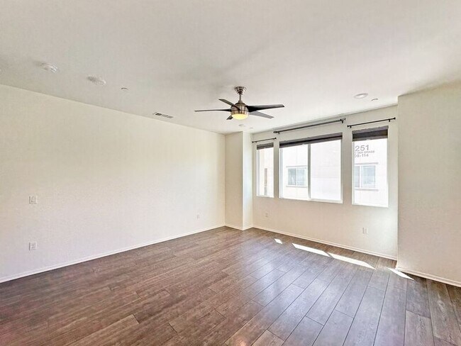 Building Photo - 1250 Paseo Sea Grass