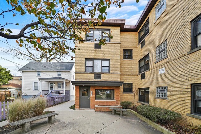Building Photo - 311 Sherman Ave