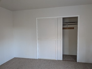 Building Photo - 4311 Poplar St