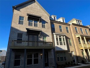 Building Photo - 5017 Winters Town Ln