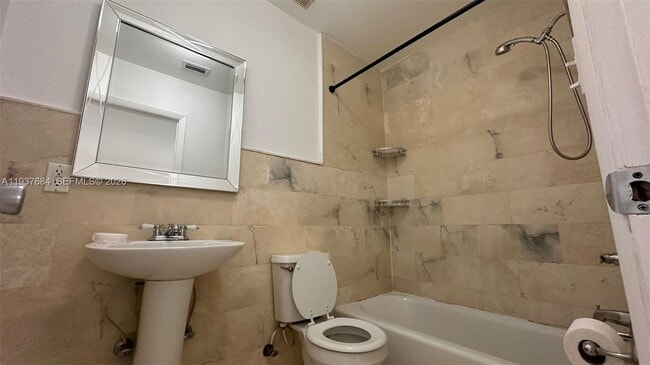 Building Photo - 1206 N 17th Ave