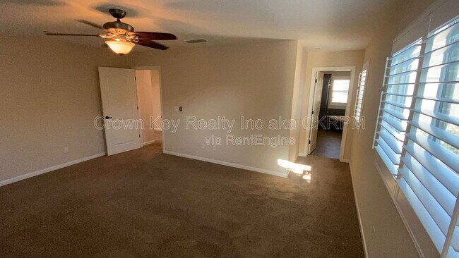 Building Photo - 172 W Viola St