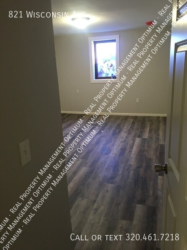 Building Photo - 821 Wisconsin Ave