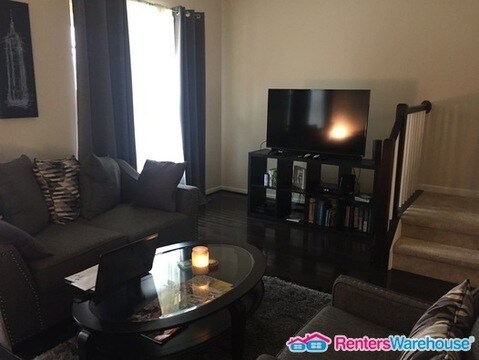 Building Photo - 1124 Red Hawk Way