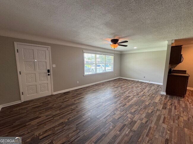 Building Photo - 209 Todd Cir